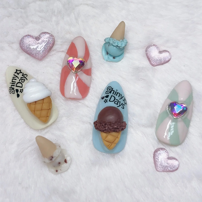 ③甘くて美味しそう♡3Dアイスクリームネイル