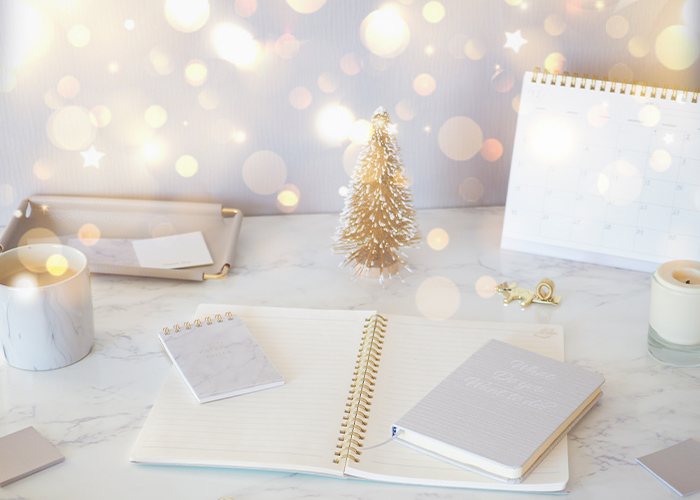 イベントごとに華やぐ◎シーンに合わせた冬のネイル演出