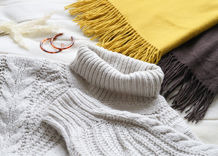 ファッションとリンクする冬ネイルの楽しみ方|今季トレンドと上品コーデのヒント