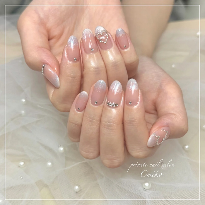 ④シルバーの輝き☆マグネットグラデーション×ハートネイル