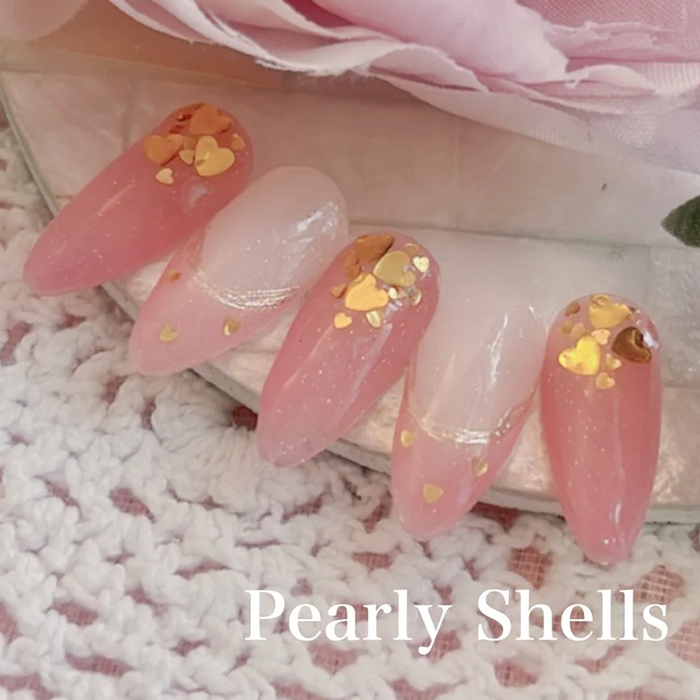 ⑤ピンクにハートを詰め込んで♪ホログラムハートネイル