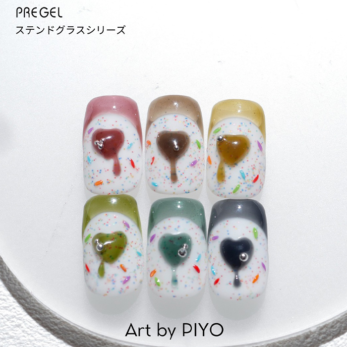 抜け感で甘さを引き算◎ハートフォルムの工夫