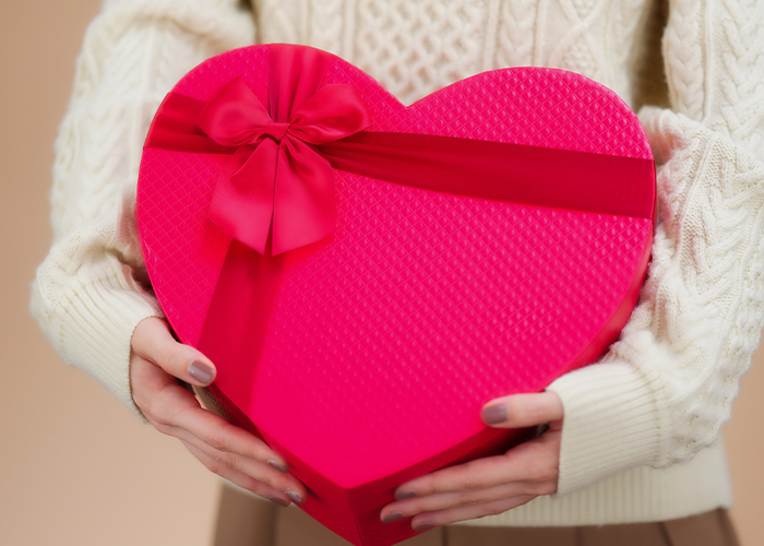 日常になじませるバレンタインネイルの組み立て方