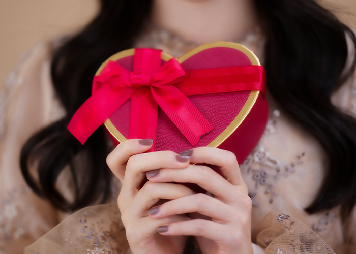 バレンタインネイルが導く♪お客様の心に残るサロン体験