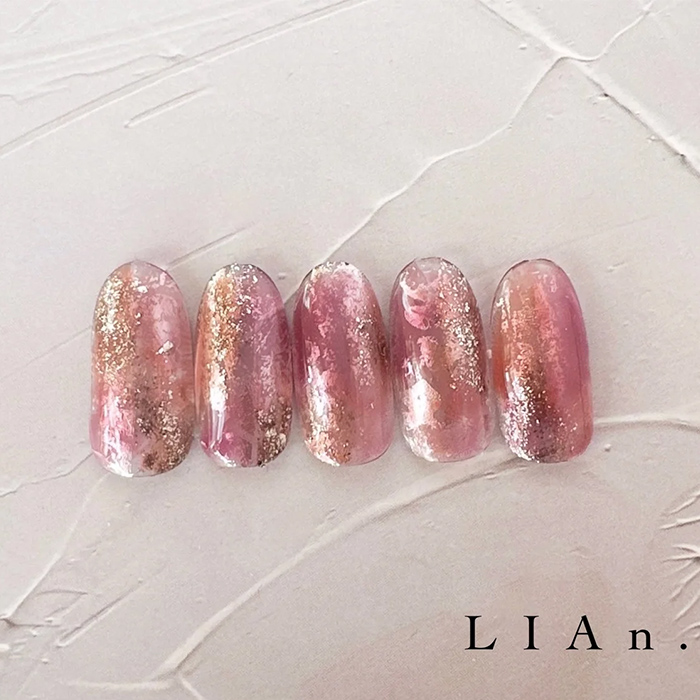 ⑫ジューシーに色づくクリアカラー♪大人可愛いニュアンスネイル