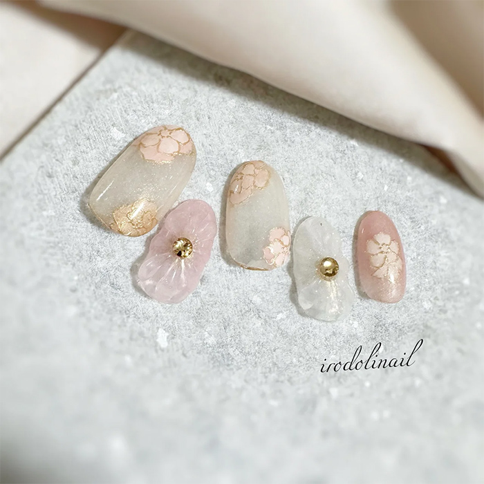 ⑪2種類の花が咲く♡ぷっくりフラワーネイル