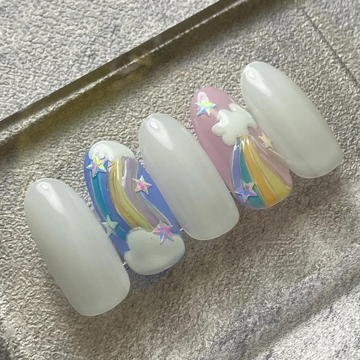 ①淡いパステルが可愛い♡夢かわネイル