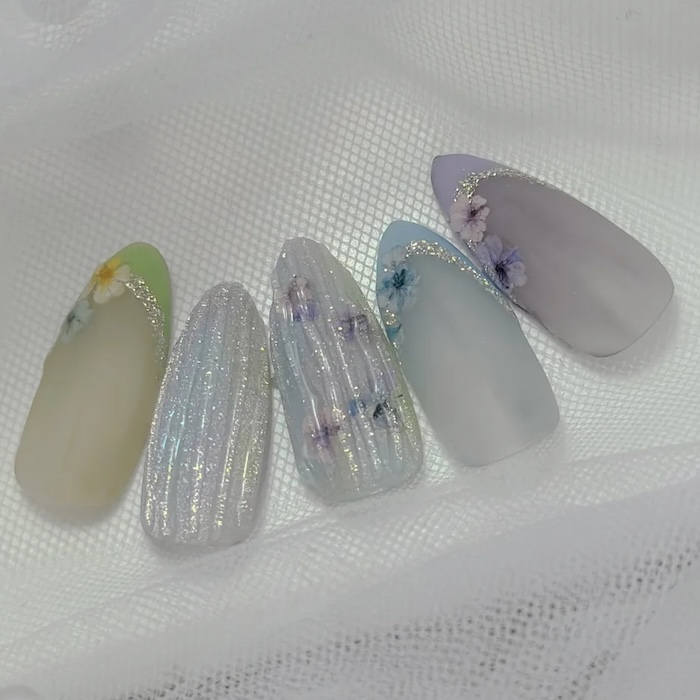 ⑬質感で楽しむ♪マット×フラワーネイル