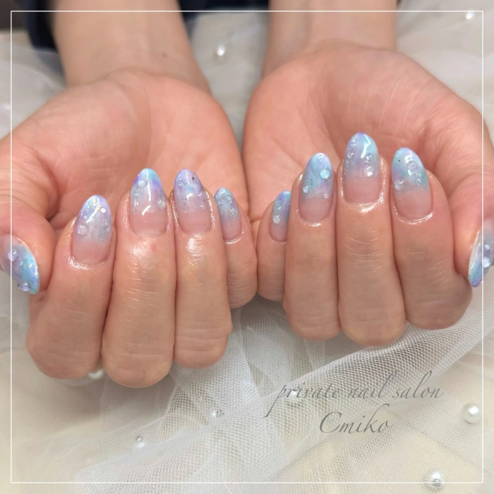 ①色で紫陽花を表現☆紫陽花カラー×グラデーションネイル