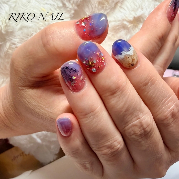梅雨明けから夏本番まで♪華やかもシンプルも案内できる7月ネイル特集