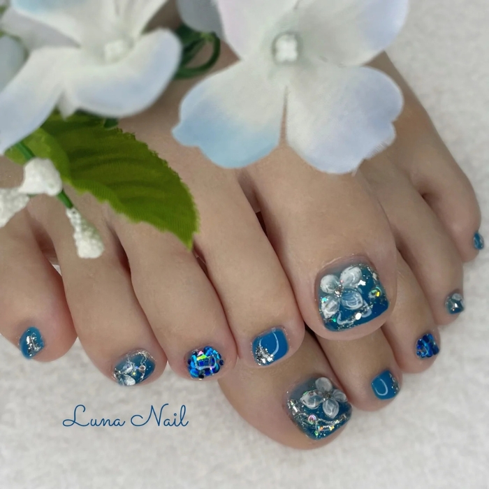⑦梅雨だけ楽しめる♡紫陽花アート×フットネイル